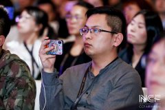 常宏設(shè)計(jì)師侯俊晨、王飛—— “CCFA新消費(fèi)論壇-2019中國(guó)特許加盟大會(huì)”交流學(xué)習(xí)